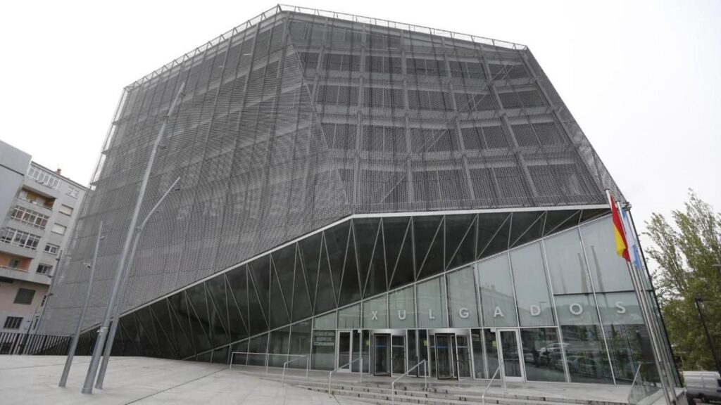 Acusan a una hija de amenazar a su madre de 83 años en Ourense: “Si no me das el dinero, te quemaré viva”